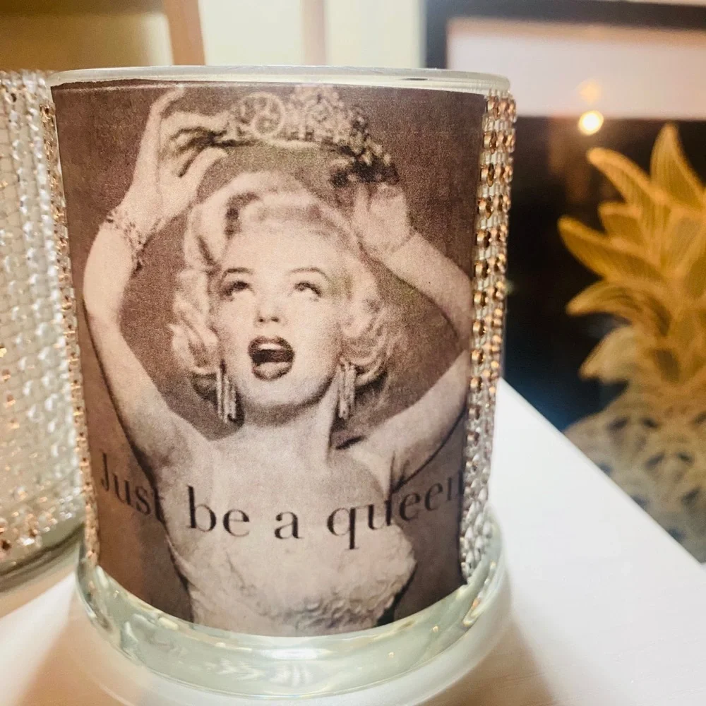 Glam Marilyn Monroe Brush Holder Just be a Queen
